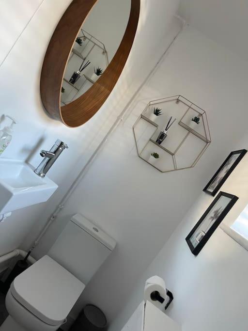 Willa Perfect For Contractors With On Site Parking Brierley Hill Zewnętrze zdjęcie
